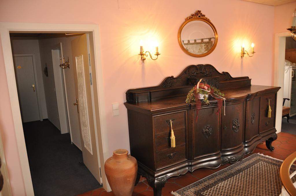 Gaestehaus Ullmannshof Kirchheim am Neckar Esterno foto